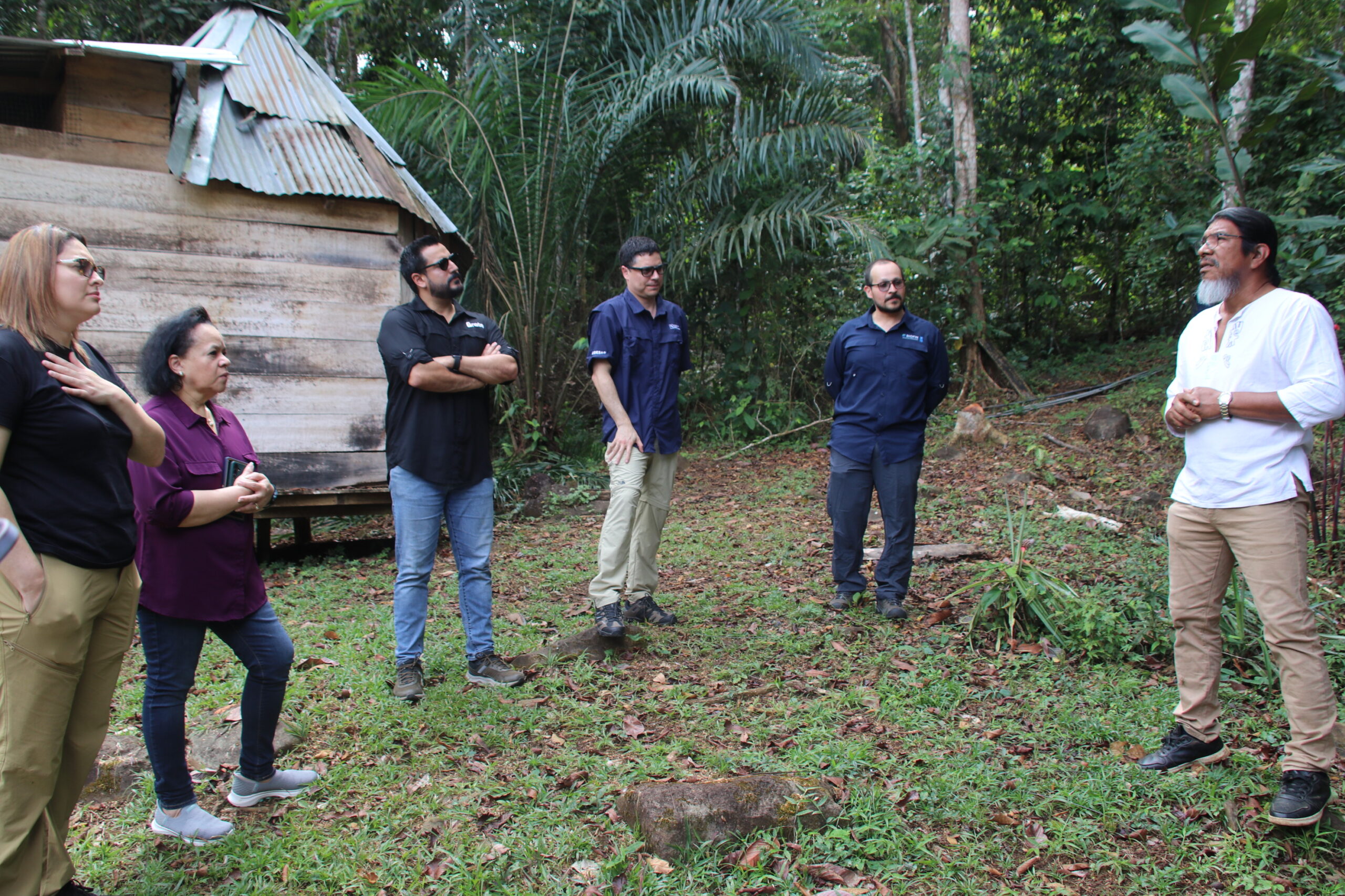 Visita a territorios indígenas resalta avances en desarrollo social y económico